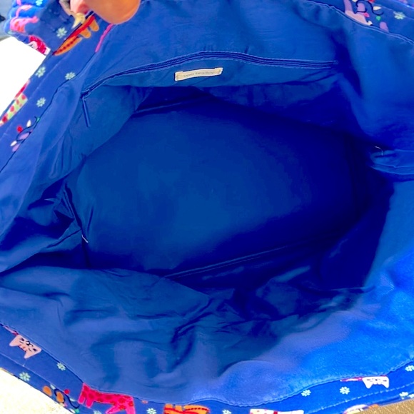 Vera Bradley Essential Grand Tote.    New With Tags - Picture 4 of 4